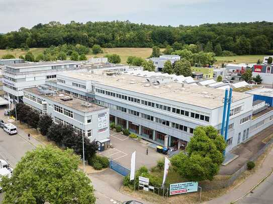 Sofort Bezugsfertiges, Geräumiges Industrie-Büro in Frickenhausen