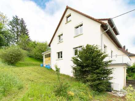 Ein-/Zweifamilienhaus mit 912m² Grundstück in Albershausen