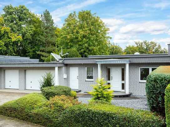 Exklusiv Wohnen in bevorzugter Lage!
Moderner Bungalow mit Einliegerwohnung