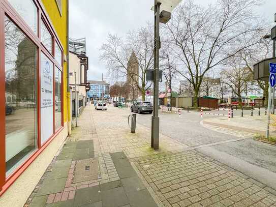 Helles Büro / Ladenlokal / Praxis in einem Haus mit Charakter & Blick auf den Altmarkt in der City