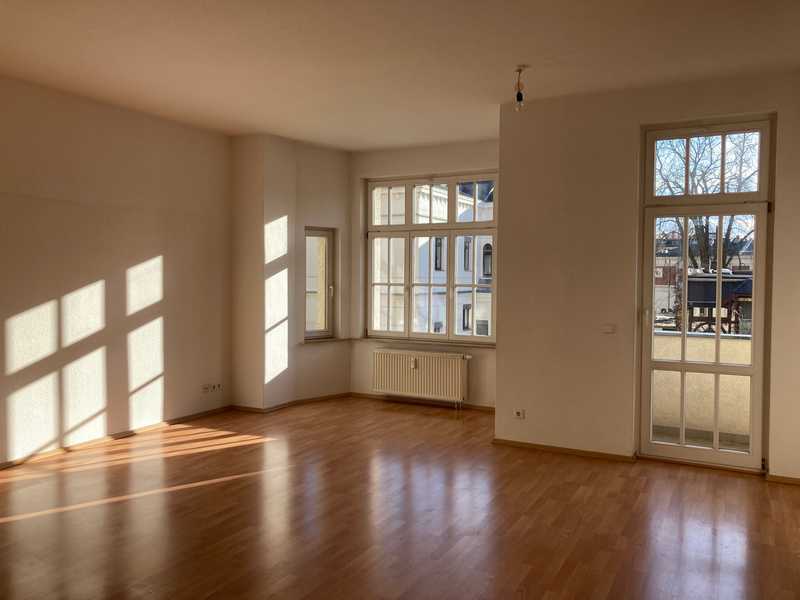 **Großzügige 2 Zimmer-Whg. mit sonnigem Balkon** (WE 4)