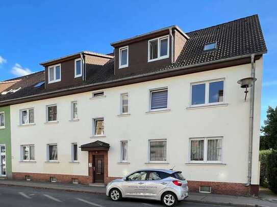 Familienfreundliche 3-Raum-Wohnung mit Balkon und Stellplatz in Lemsdorf