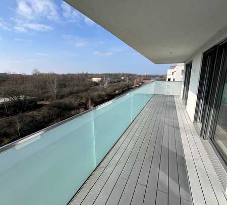 Feierabend mit Aussicht: Moderne 4-Raum-WE Lindenauer Hafen, Gäste-WC, großer Balkon, Aufzug
