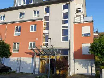 Attraktive 4-Zimmer-Wohnung mit Balkon und Solaranlage und EBK in Bad Kreuznach