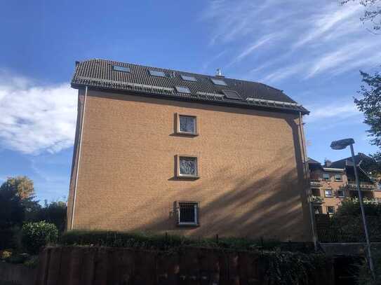 Moderne Eigentumswohnung mit Balkon in bester Lage