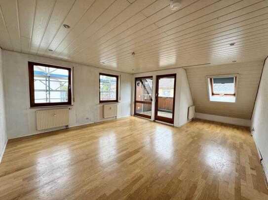 Sofort beziehbar! Ideale 3,5 Zimmer-Maisonettewohnung mit TG-Stellplätze!