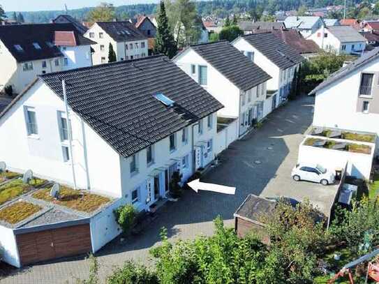 NEUWERTIGES REIHENMITTELHAUS -TOP GEPGLEGT - IN RAVENSBURG-OBERZELL