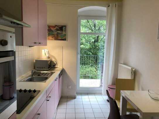Von Eigentümer Dresden Neustadt, 2 Raum 55qm Wohnung, voll möbliert, Küche mit Balkon, Wannenbad
