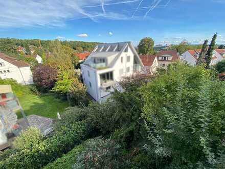 Geräumige, ausbaufähige Wohnung im 1. OG und DG