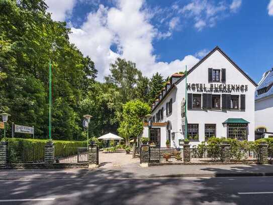 Ruhe und Idylle am Volksgarten... Traditionshaus mit allen Möglichkeiten