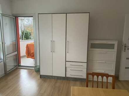 *PROVISIONFREI* Renovierte 2-Zimmer-Wohnung in NEUSS