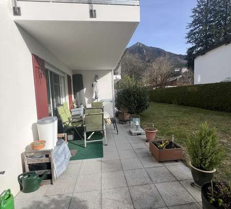 Helle 2-Zimmer-Wohnung mit großer, sonnigen Terrasse in Marquartstein