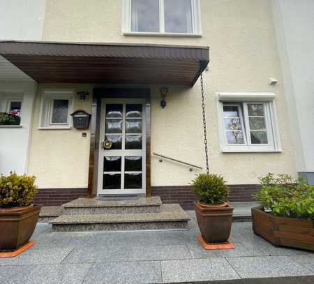 Reihenhaus mit Garten und EBK in Bonn Duisdorf