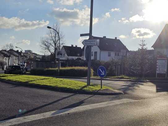 Vorankündigung: Einfamilienhaus mit Pool in ruhiger Naturlage im Herzen des Rhein-Main-Gebiets