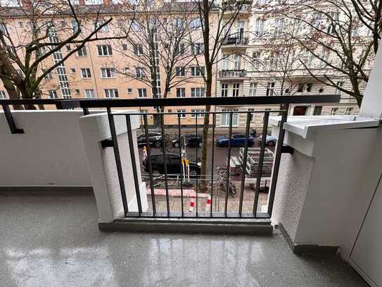 Charlottenburg: Eislebener Str: VERMIETETE 1-Zi-Whg, 40m² - 3.OG + SÜD-Balkon - kündbar in 9 Monaten