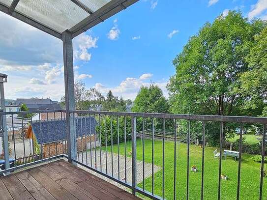 Sehr schöne Wohnung mit Balkon.