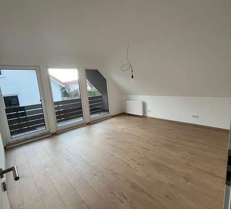 neu sanierte 2 Zimmer Einliegerwohnung im 1 OG mit Balkon und Einbauküche