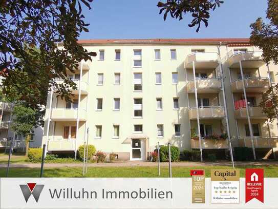 Frisch für Sie renoviert - Ruhig gelegene 2RW mit Balkon