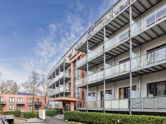 Studieren und Entspannen: Bezugsfreies Apartment mit sonnigem Balkon nahe Campus
