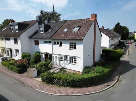 Großzügiges Reihenendhaus in ruhiger Lage von Eckenheim