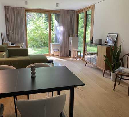 Moderne, zentrale 2-Zimmer-Wohnung mit schönem Garten (Untermiete Okt 24 - März 25) ALL INKLUSIVE