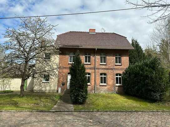 Doppelhaus am alten Bahndamm