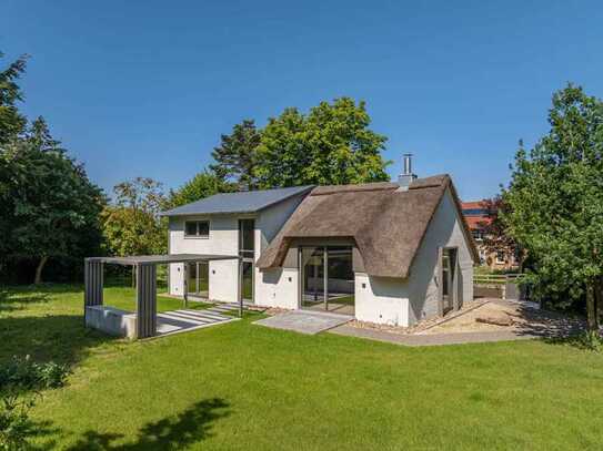 Luxuriöses Architektenhaus nach Friesenart