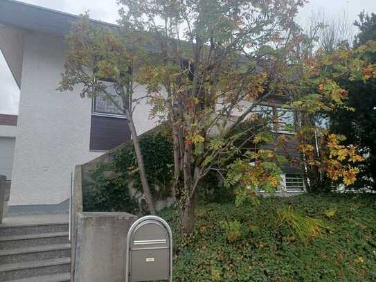 Großzügiges Architektenhaus mit Garten und Terrasse