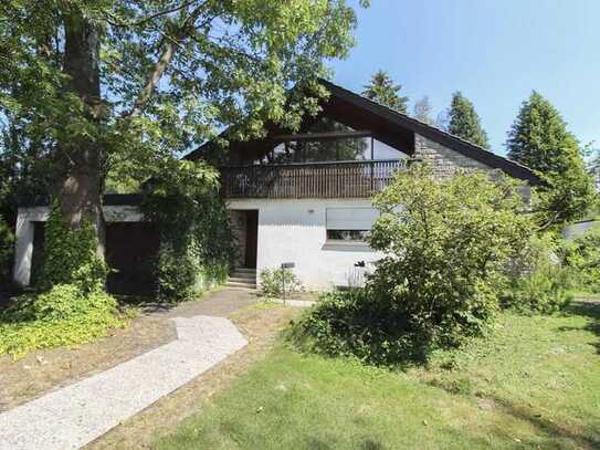 Großzügiges 10-Zi.-EFH mit Garten, Pool, Sauna und Garage in Weißenhorn