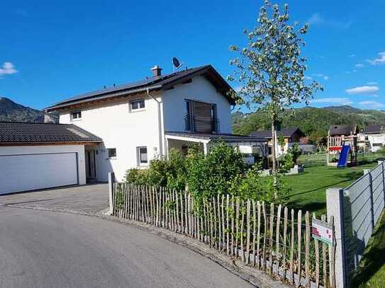 *** Einfamilienhaus mit Kaiserblick in ruhigem Wohngebiet ****