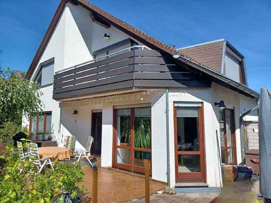 Willkommen, zu Hause! Charmantes 2-Familienhaus in ruhiger Lage von Dietzenbach-Steinberg