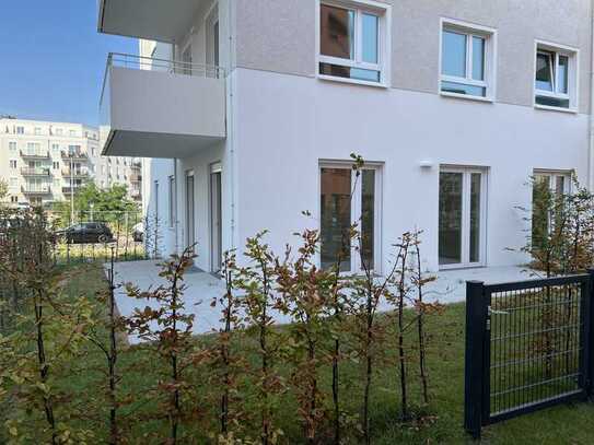 Stilvolle, helle 4-Zimmer-Wohnung mit Garten und Terrasse in Havelnähe