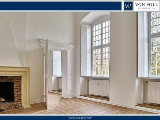 Eleganz und Geschichte vereint: Modernisierte Maisonette-Wohnung im historischen Kloster Clarholz