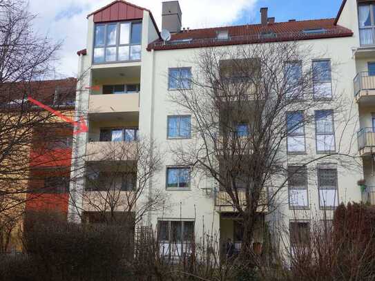 Helle 3-ZKB ETW mit Süd-Balkon, Tiefgaragen-Stellplatz