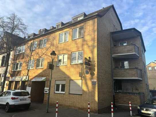 Attraktives Mehrfamilienhaus in beliebter Lage von Düsseldorf-Benrath