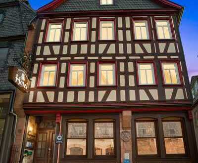 **Traditionshaus Grimmelshausen Hotel in der Barbarossastadt Gelnhausen**