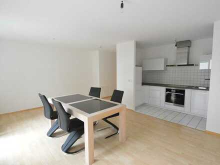 Stilvolle 2-Zimmer-Wohnung mit Balkon und EBK in Karlsruhe