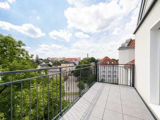 Stilvolle 3-Zimmer-Dachgeschosswohnung mit sonnigem Südbalkon – Kernsaniert