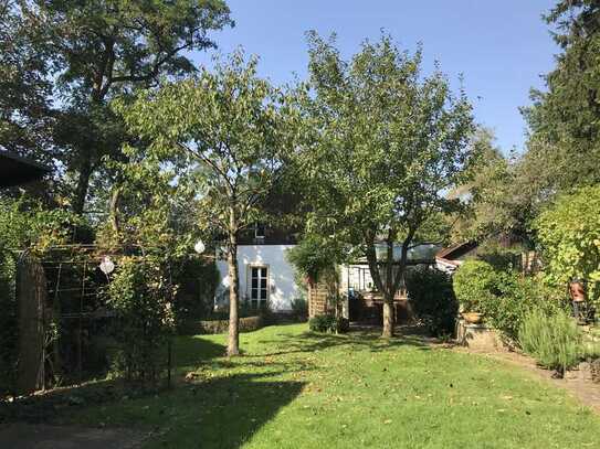 Einzigartiges Fachwerkhaus mit großem Garten am Waldrand