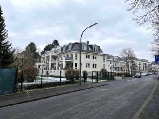 Schöne 4-Zimmer-Penthouse- Wohnung in bester Lage von Bonn Rüngsdorf mit Blick auf den Rhein