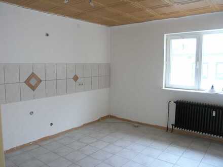 Echzell - große 3-Zi-Whg mit separaten Eingang und Dachterrasse