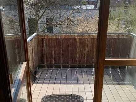 Sonnige 3 Zimmer Maisonettewohnung mit Balkon und TG-Stellplatz