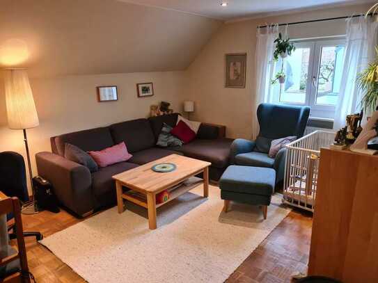 Ruhige 3 Zimmer Wohnung mit großem Garten in BMW Nähe in der Lerchenau