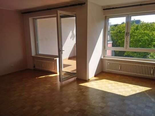 3-Zimmer-Whg, EBK, Balkon, nähe GEP, ab 02/2025 oder früher