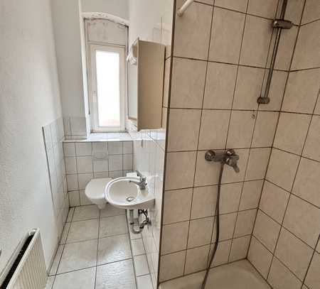 Heimwerker gesucht! ! 1 Monat mietfrei! 3 Zimmer Wohnung mit Balkon!