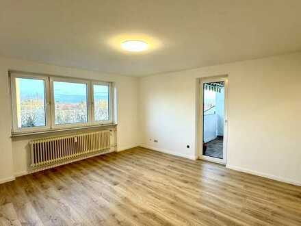 Frisch renovierte 3 Zimmer Wohnung *ab sofort*