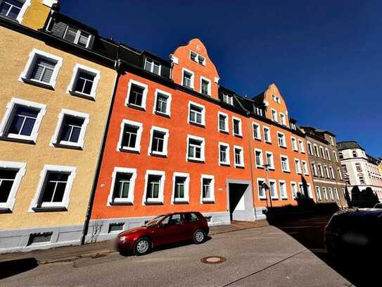 "Schöne Erdgeschoss-3-Raum-Wohnung mit großem Balkon und Stellplatz zu vermieten"