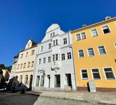 Frischer Wind in ehrwürdigen Mauern - Gewerbeeinheit am Markt