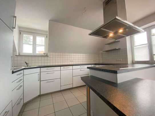 Zentral! Charmante 3,5-Zimmer-Maisonette-Mietwohnung