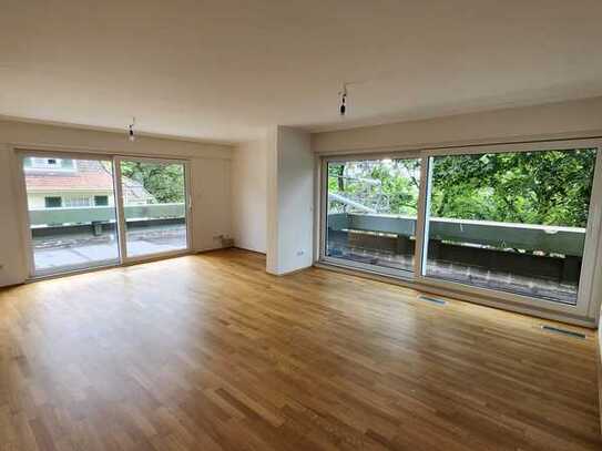 GELEGENHEIT IM BIETERVERFAHREN: Lichdurchflutete Großwohnung mit Dachterrasse und unverbautem Blick!